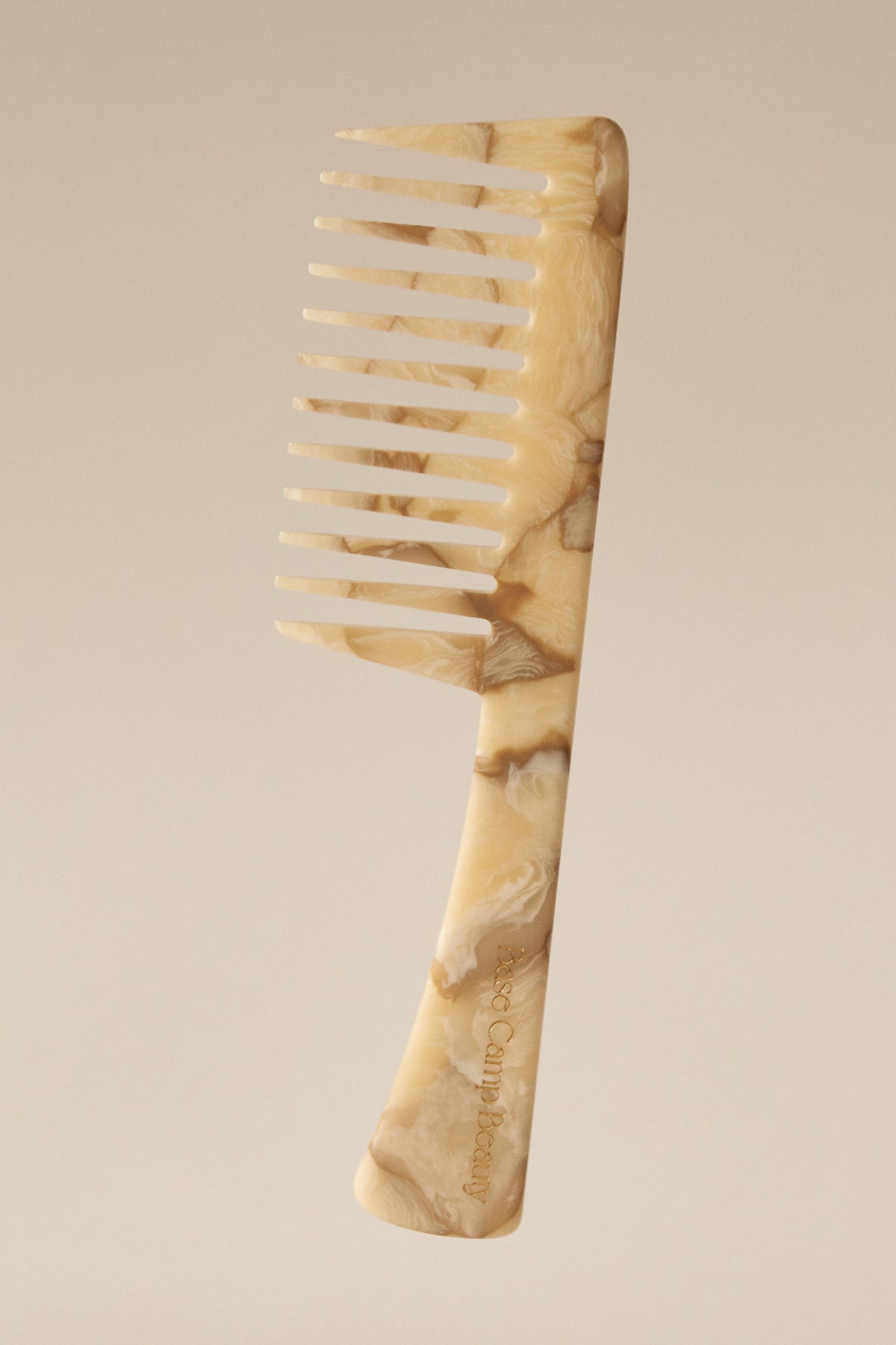 BaseCamp Beauty Grand Comb in Buttermilk